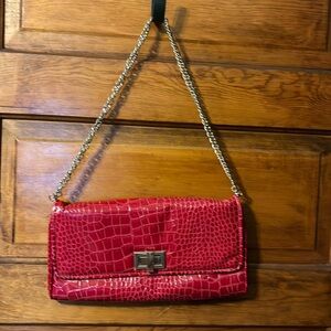 White House black market clutch